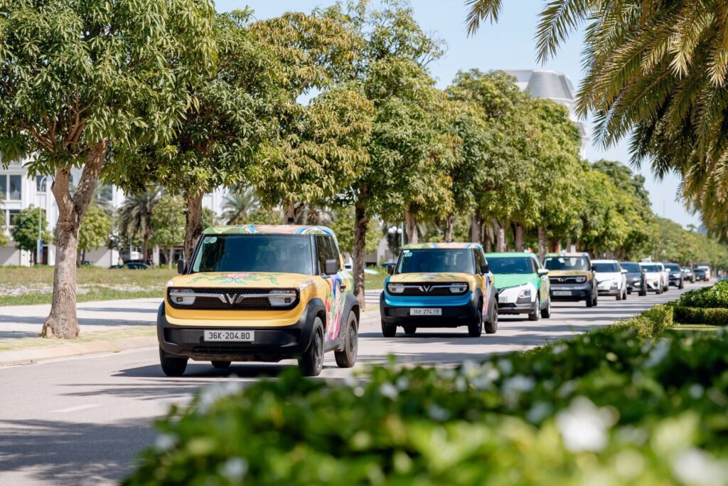 VinFast lập kỷ lục bàn giao 175.099 xe ô tô điện tại Việt Nam năm 2025