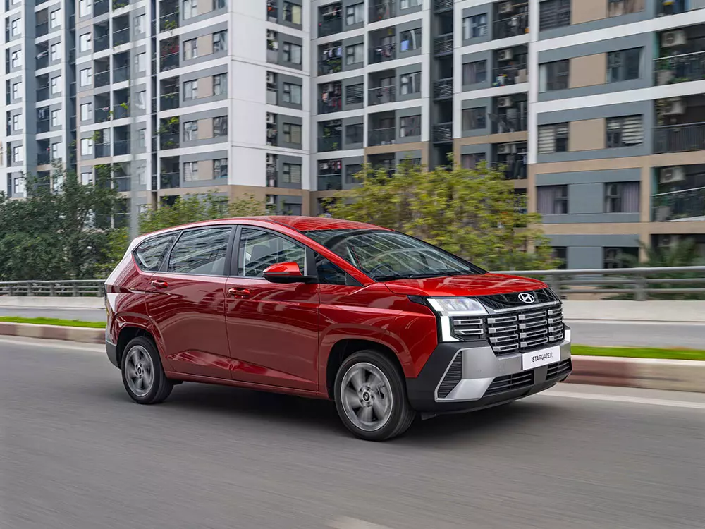 Hyundai Stargazer 2026 chính thức ra mắt Việt Nam, giá khởi điểm tăng mạnh - Ảnh 10.
