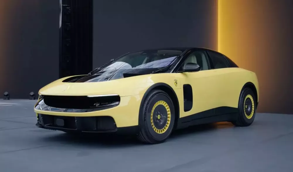 Ferrari Luce được sinh ra để giành lại thị trường Trung Quốc - Ảnh 1. Ferrari Luce được sinh ra để giành lại thị trường Trung Quốc - Ảnh 1.