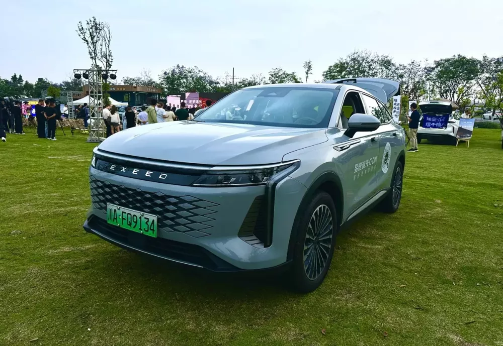 Omoda C9 2027 chỉ thay đổi nhẹ về thiết kế