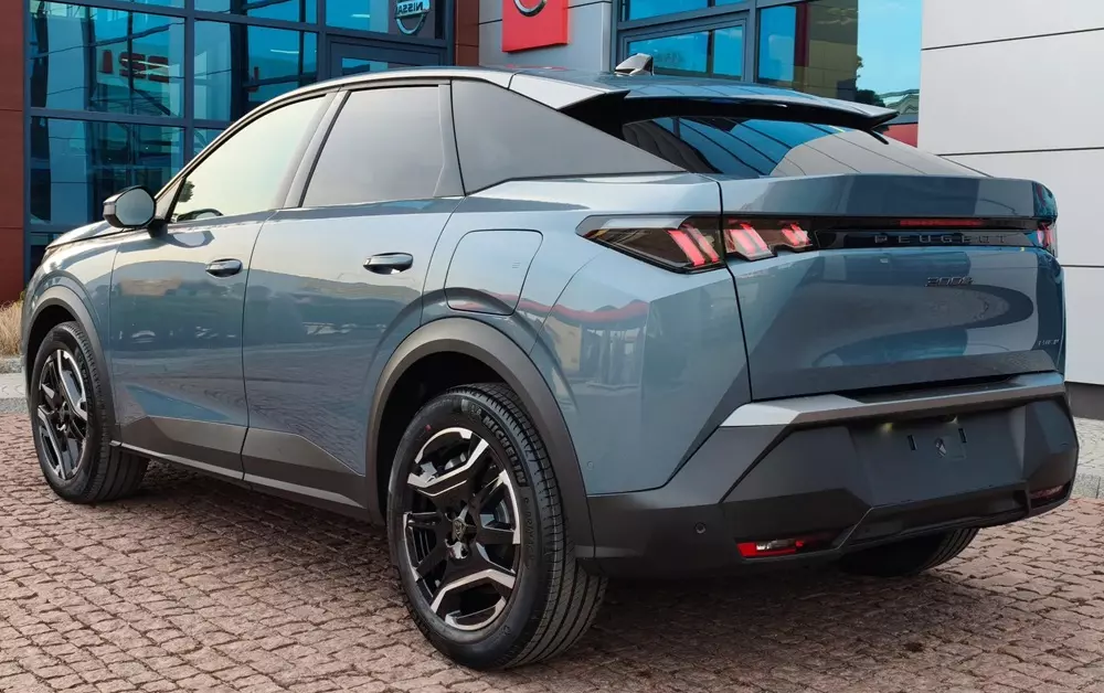 Peugeot 3008 2026 sở hữu thiết kế SUV lai Coupe mượt mà Peugeot 3008 2026 sở hữu thiết kế SUV lai Coupe mượt mà