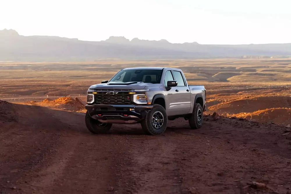 Xe bán tải cỡ lớn Chevrolet Silverado 2027 ra mắt với hai động cơ V8 hoàn toàn mới - Ảnh 1. Xe bán tải cỡ lớn Chevrolet Silverado 2027 ra mắt với hai động cơ V8 hoàn toàn mới - Ảnh 1.