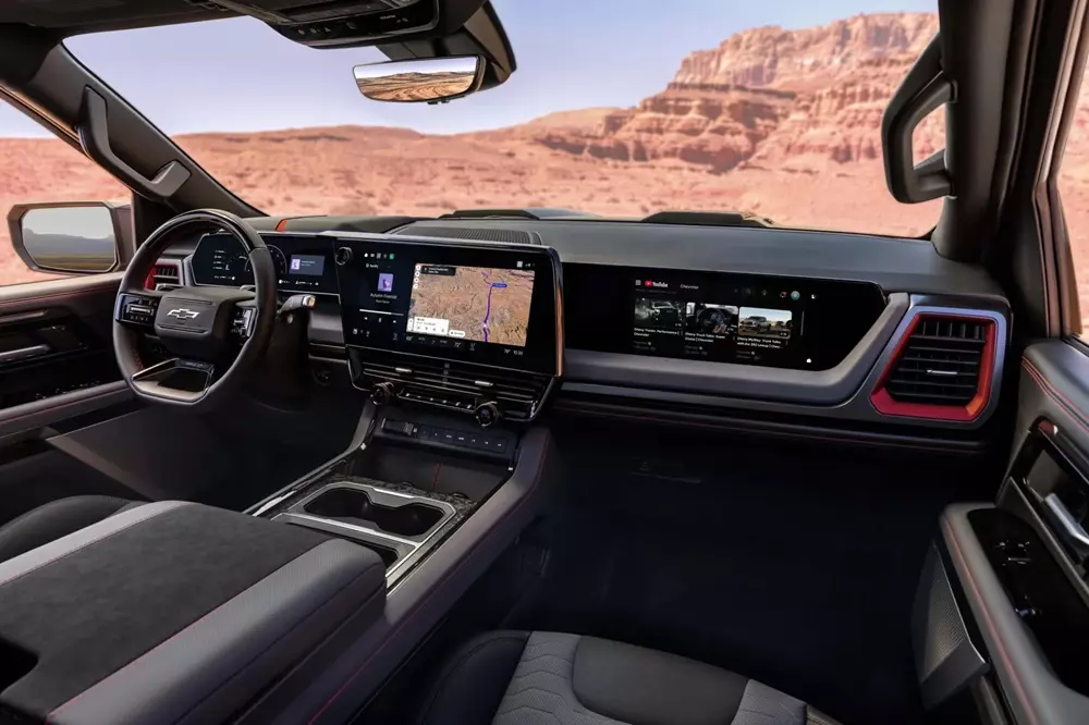 Xe bán tải cỡ lớn Chevrolet Silverado 2027 ra mắt với hai động cơ V8 hoàn toàn mới - Ảnh 7. Xe bán tải cỡ lớn Chevrolet Silverado 2027 ra mắt với hai động cơ V8 hoàn toàn mới - Ảnh 7.