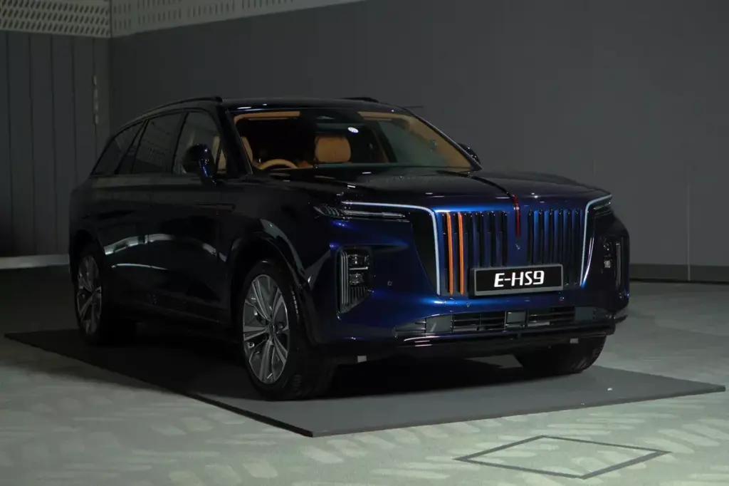 SUV thuần điện hạng sang 6 chỗ Hongqi E-HS9 từng được bán ở Việt Nam ra mắt Thái Lan