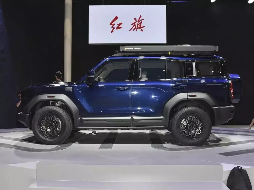Hãng chuyên sản xuất xe limousine cho lãnh đạo Trung Quốc chế tạo đối thủ mới của Mercedes G-Class - Ảnh 4.