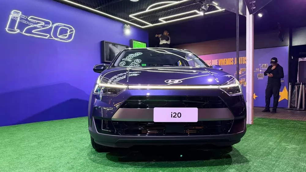 Hyundai i20 2027 sở hữu dải đèn LED định vị ban ngày như siêu xe Lamborghini