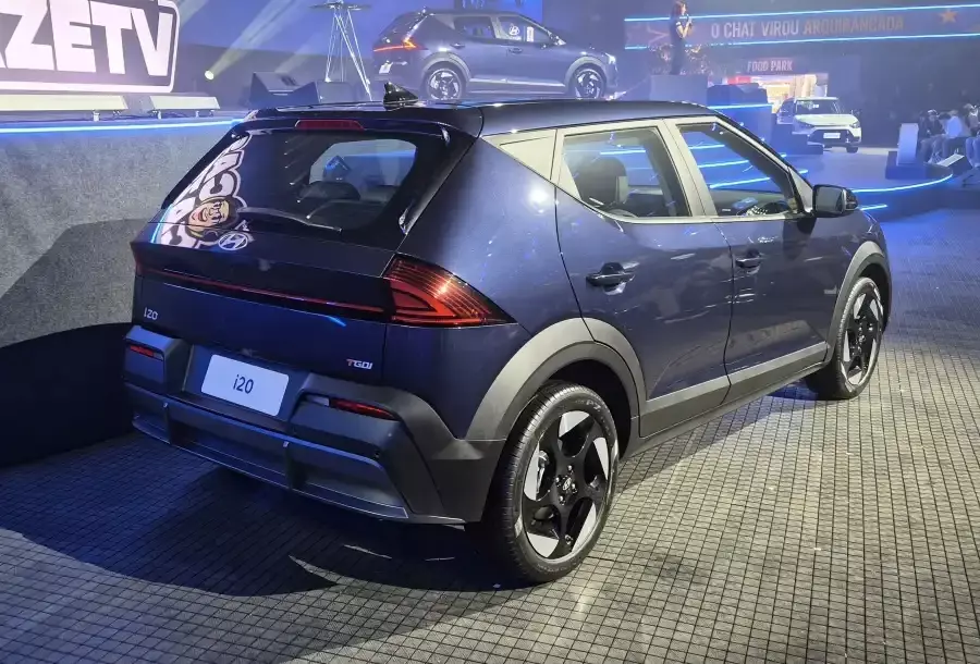 Hyundai i20 2027 nhìn từ phía sau