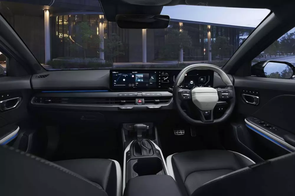 Khoang lái của Kia K4
