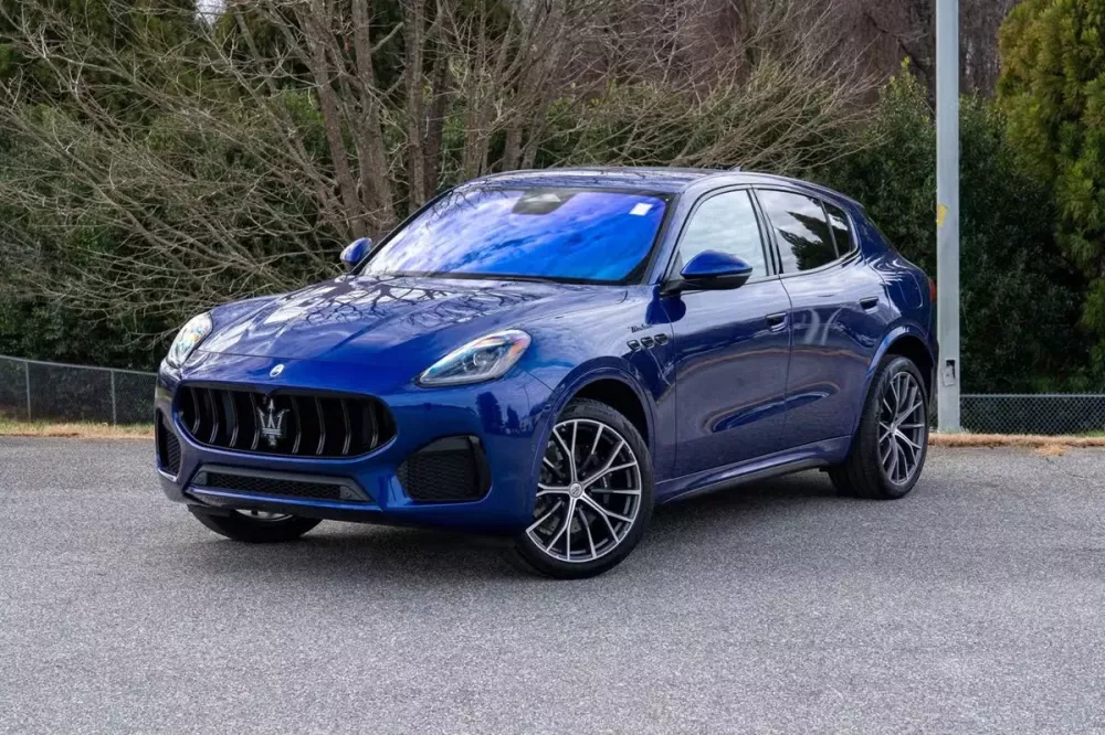 Rộ tin đồn Maserati Grecale Modena V6 sắp bán ở Việt Nam, giá dự kiến cao hơn mức 3,8 tỷ đồng - Ảnh 1.