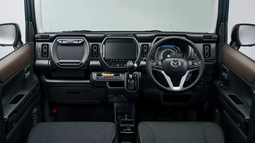mazda-flair-crossover-2027-2985 Nội thất của Mazda Flair Crossover 2027 không thay đổi nhiều so với đời cũ