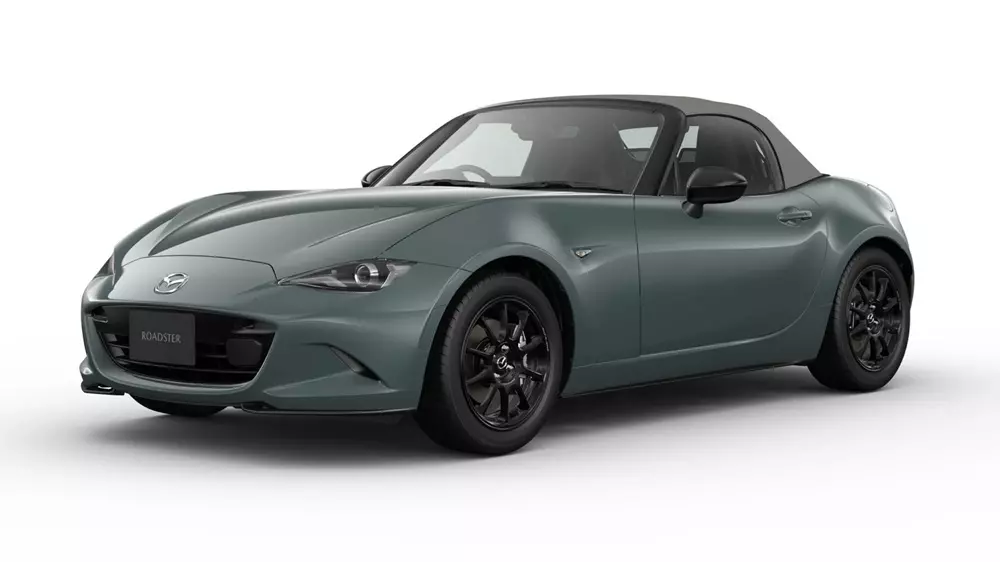 Mazda MX-5 2027 màu xanh lá mới