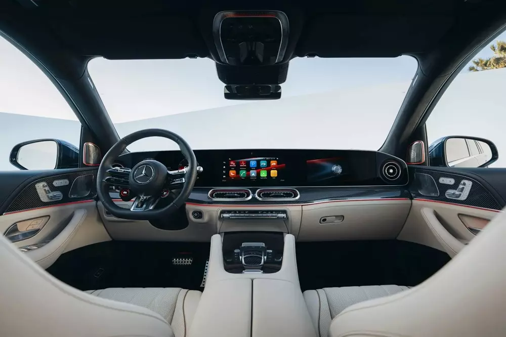 Khoang lái của Mercedes-AMG GLS 63
