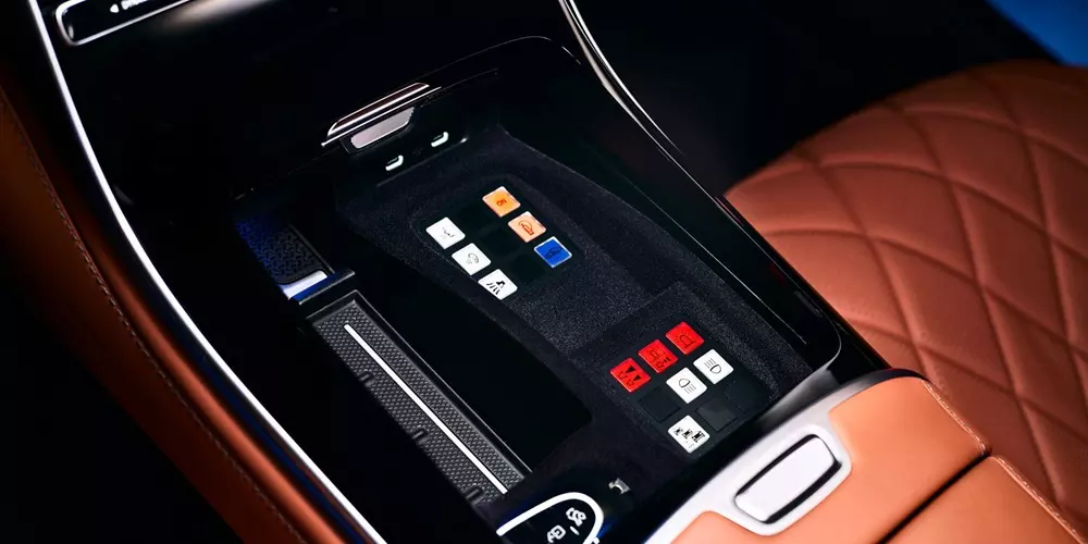 mercedes-benz-s-450-4matic-luxury-3-09b5 Cụm điều khiển trung tâm của Mercedes-Benz S 450 4Matic Luxury