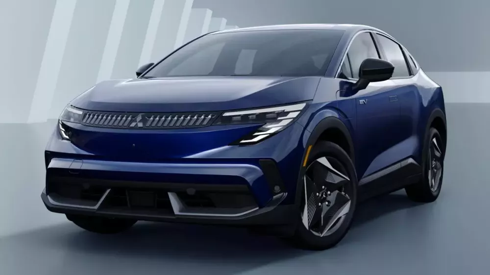 Vén màn Mitsubishi Eclipse Sport - SUV điện cỡ nhỏ được ra đời từ Nissan Leaf