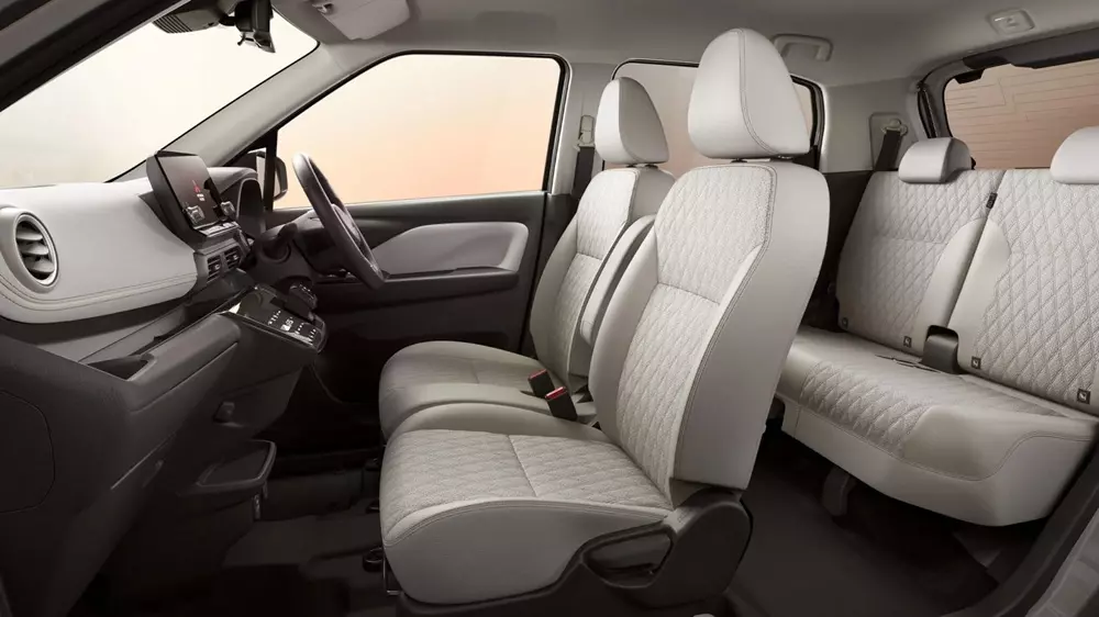 Mitsubishi eK Cross EV 2027 được trang bị 4 chỗ ngồi Mitsubishi eK Cross EV 2027 được trang bị 4 chỗ ngồi