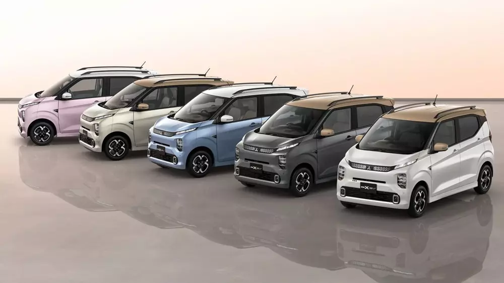5 tùy chọn sơn phối 2 tông màu của Mitsubishi eK Cross EV 5 tùy chọn sơn phối 2 tông màu của Mitsubishi eK Cross EV