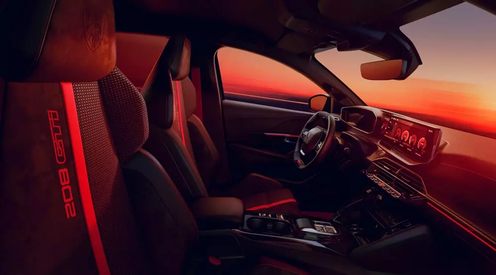 Ghế của Peugeot e-208 GTi có những điểm nhấn màu đỏ