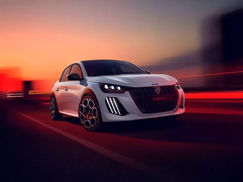 Vén màn Peugeot e-208 GTi - xe điện nhỏ mà có võ