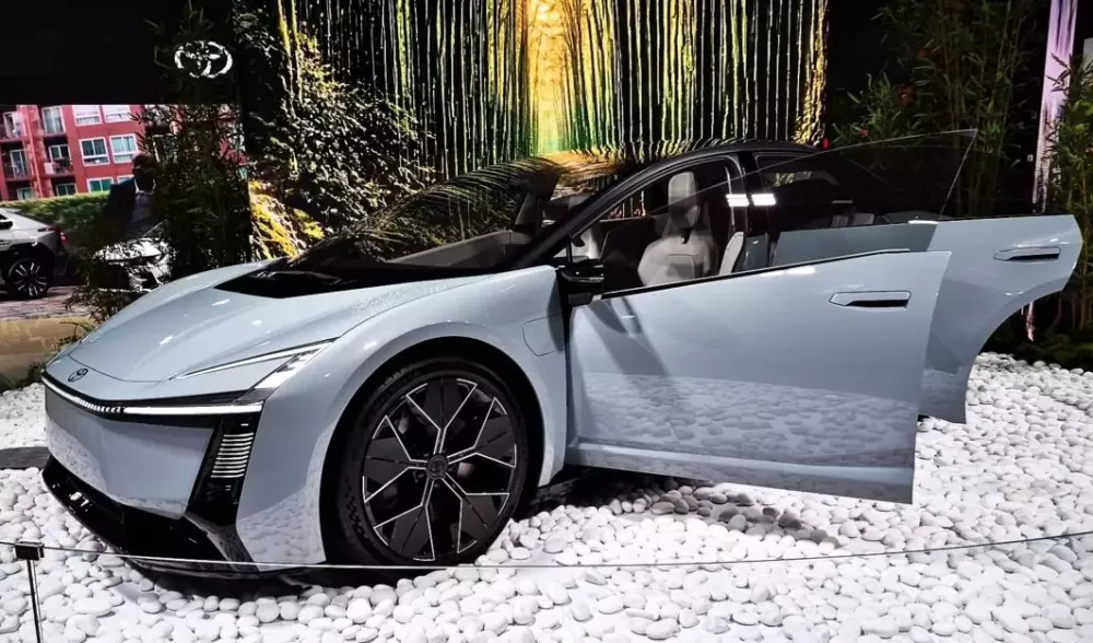 Mẫu xe concept này có thể là tín hiệu cho thấy Toyota Corolla sẽ có phiên bản thuần điện trong tương lai