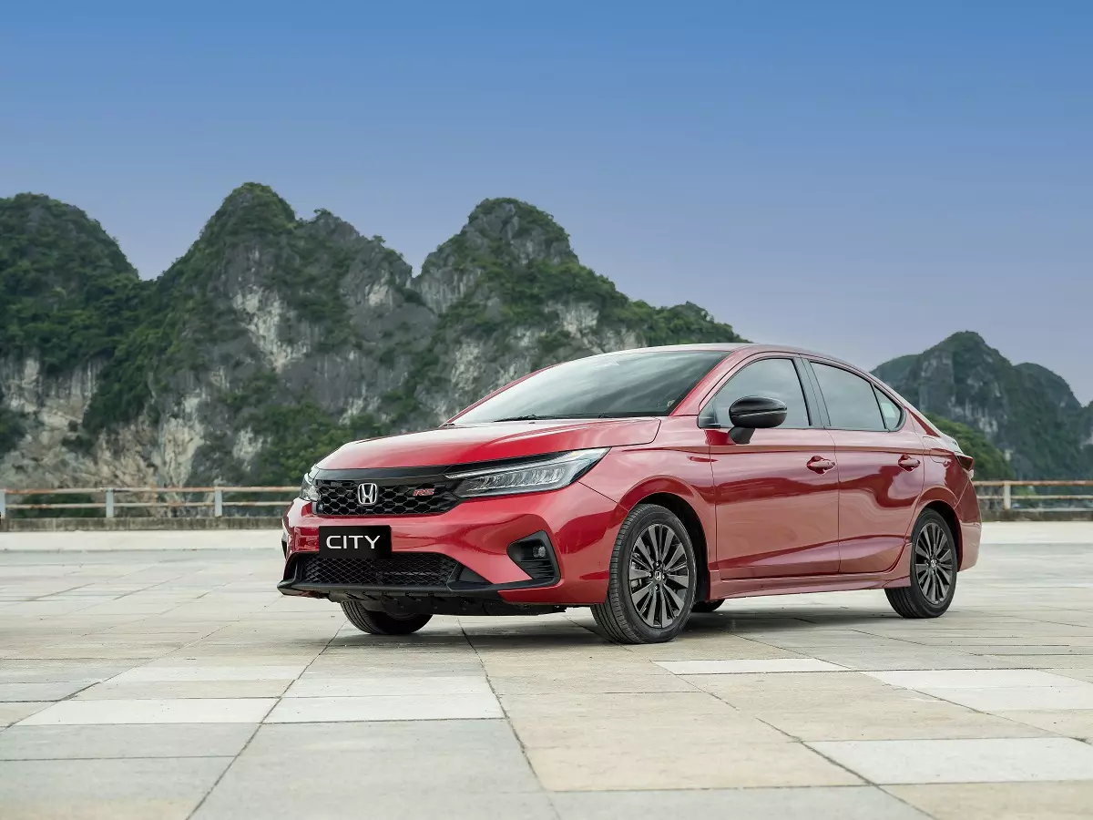 ban-sao-cua-ban-sao-cua-honda-city-red-12-43bc Honda phủ sóng ưu đãi trước bạ trong tháng 7, City nhận tới 100% - Ảnh 1.