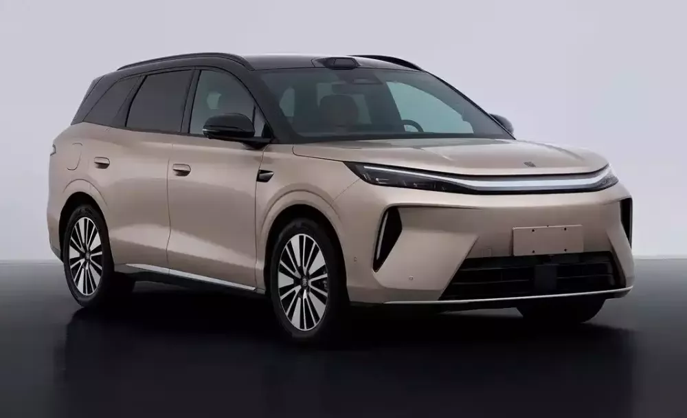 BYD Sealion 8 đang bán ở Việt Nam có thêm bản tiêu chuẩn mới với kích thước nhỏ hơn và động cơ yếu hơn - Ảnh 1.