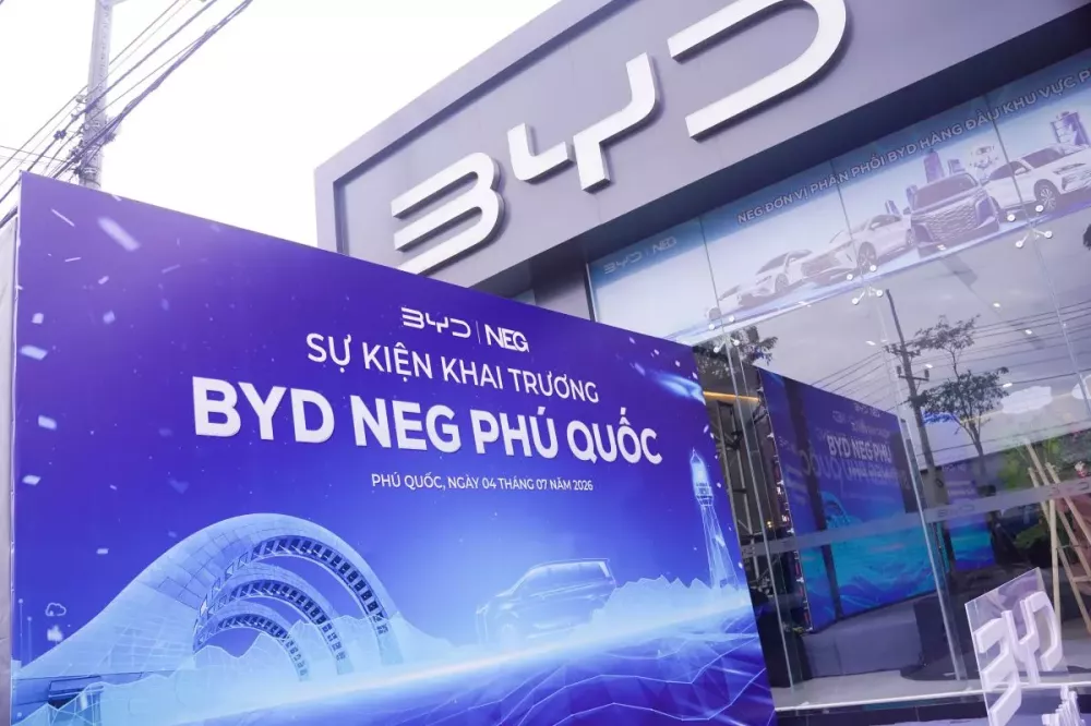 BYD NEG Phú Quốc khai trương showroom chuẩn Quốc tế, thúc đẩy hệ sinh thái giao thông xanh tại đảo ngọc- Ảnh 1.
