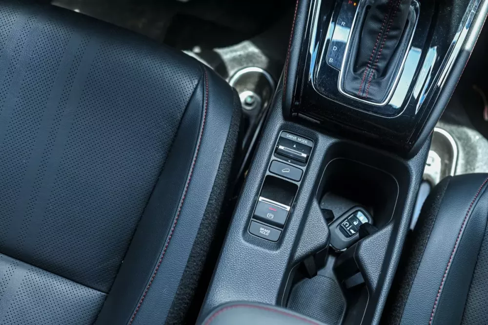 Honda HR-V e:HEV RS – Chiếc Hybrid thực dụng dành cho người thích lái- Ảnh 7.