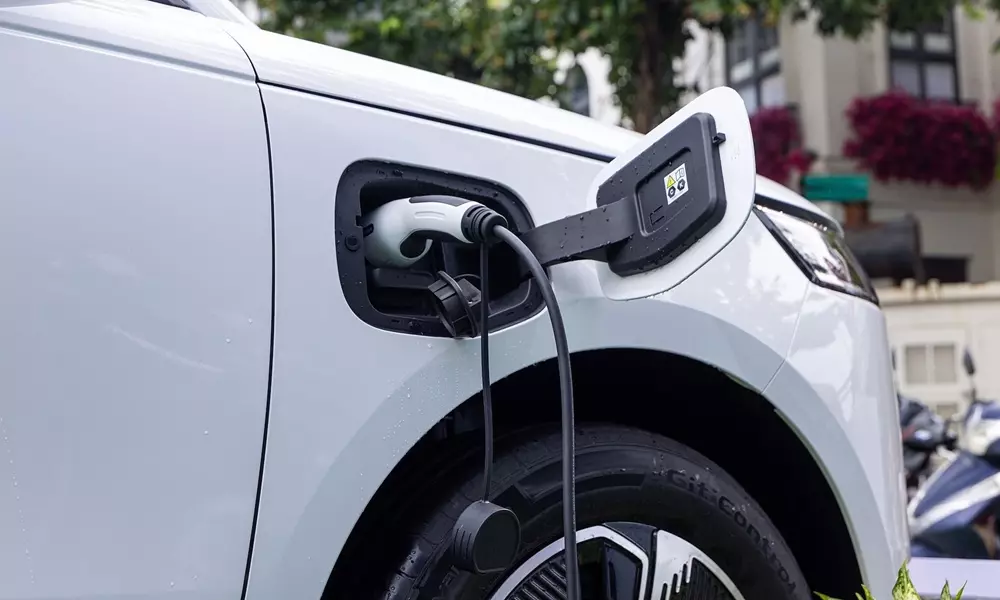 Jaecoo J5 BEV Flagship hỗ trợ sạc nhanh 130 kW