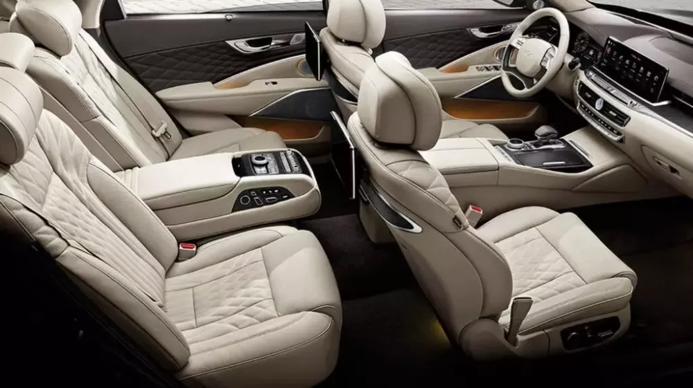 kia-k9-3-e502 Mẫu sedan đầu bảng từng ôm mộng cạnh tranh Mercedes S-Class của Kia bị khai tử vì doanh số lao dốc - Ảnh 4.
