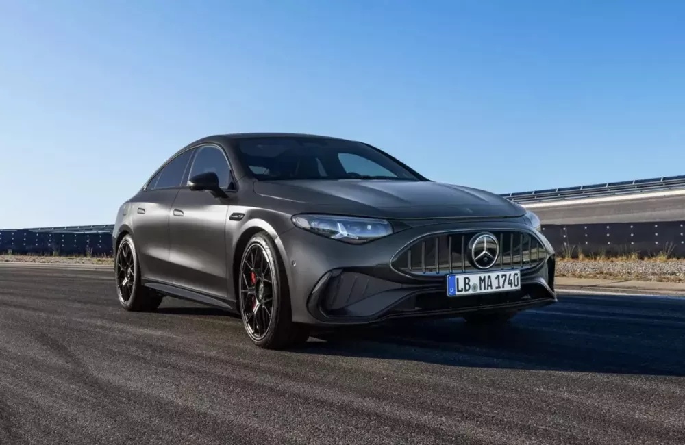 Mercedes-Benz CLA sắp bán ở Việt Nam có thêm bản AMG