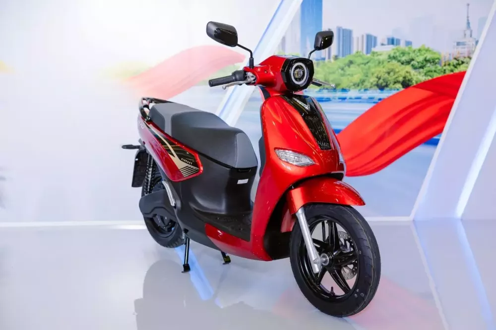 VinFast ra mắt xe máy điện Kinet và Kyo: Di chuyển tối đa 160 km, hỗ trợ đổi pin, giá từ 30 triệu đồng- Ảnh 3.
