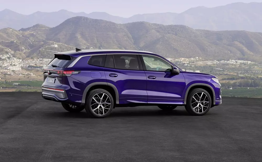 volkswagen-tayron-elegance-5e87 Volkswagen Tayron được hé lộ tại Đông Nam Á, chuẩn bị ra mắt để thay thế Tiguan, rộng cửa về Việt Nam - Ảnh 2.