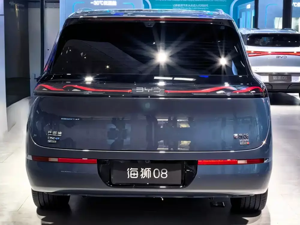 byd-sealion-08-8-fd8b SUV cỡ lớn BYD Sealion 08 lộ nội thất trước ngày ra mắt - Ảnh 7.