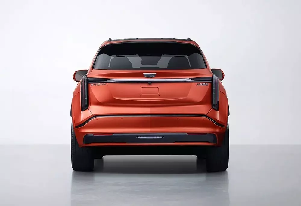 cadillac-xt5-phev-2027-4-b70b Khu vực phía sau của Cadillac XT5 2027 có thiết kế gọn gàng hơn