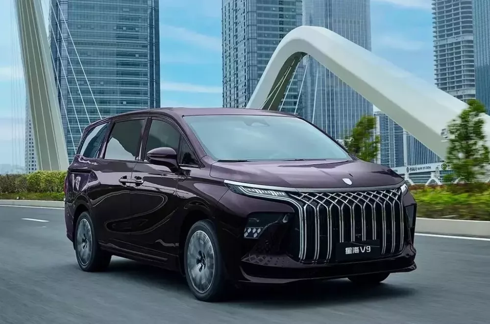 Forthing V9 là mẫu MPV cỡ lớn sắp được bán ở Việt Nam