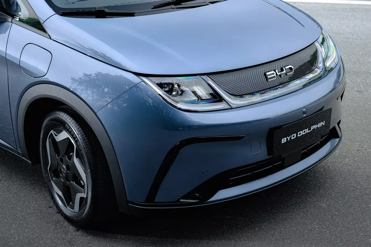 Review BYD Dolphin - chiếc xe điện nhỏ mà "có võ" giữa lòng đô thị - Ảnh 4.