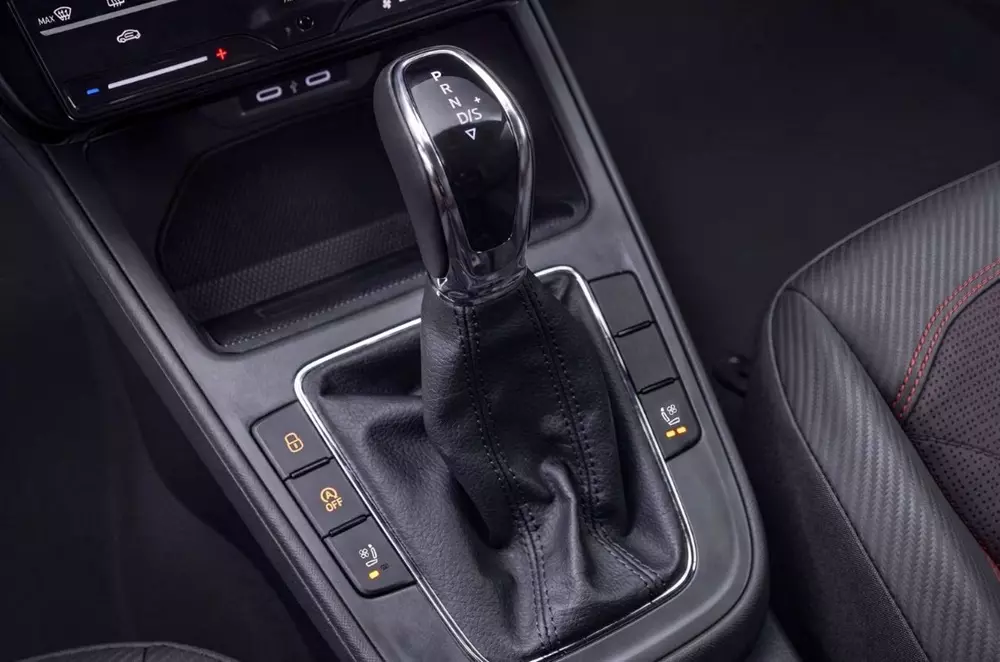 Sedan giá rẻ đang bán ở Việt Nam Skoda Slavia ra mắt phiên bản mới với thiết kế và trang bị nâng cấp - Ảnh 13.