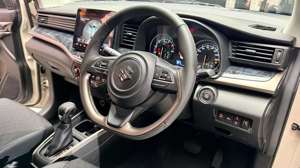 suzuki-xl7-2026-8-60e9 Khoang lái của Suzuki XL7 2026