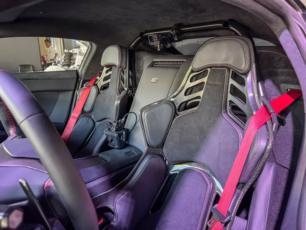 Siêu xe đắt nhất từ trước đến nay của Toyota đã cháy hàng dù chưa được bán ra - Ảnh 6.