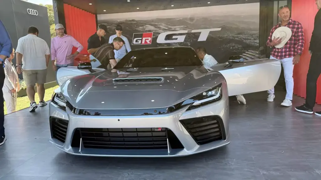 Siêu xe đắt nhất từ trước đến nay của Toyota đã cháy hàng dù chưa được bán ra