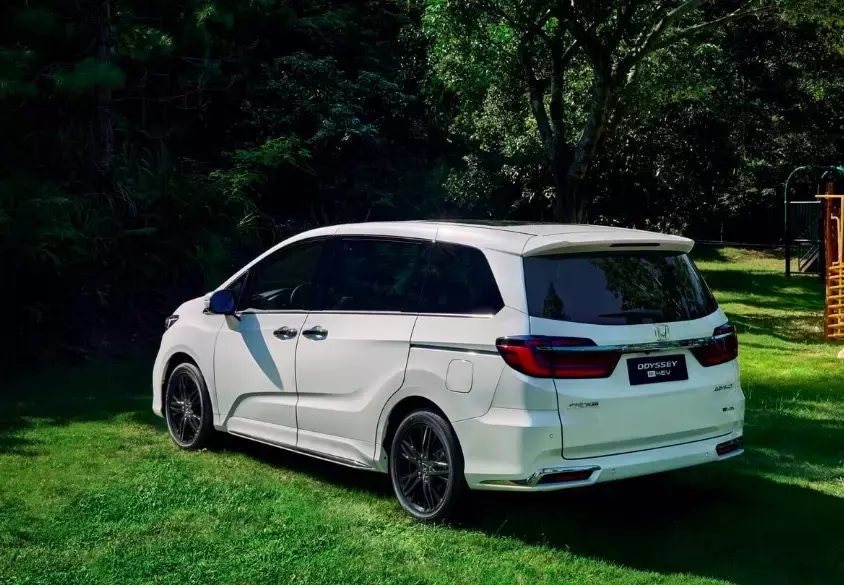 Honda Odyssey được nâng cấp, bỏ bản tiêu chuẩn không có màn hình - Ảnh 5.