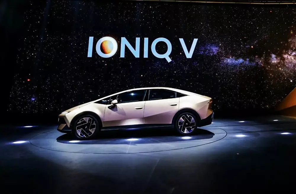 Hyundai Ioniq V ra mắt tại Trung Quốc trước khi mở bán trên toàn cầu - Ảnh 4.
