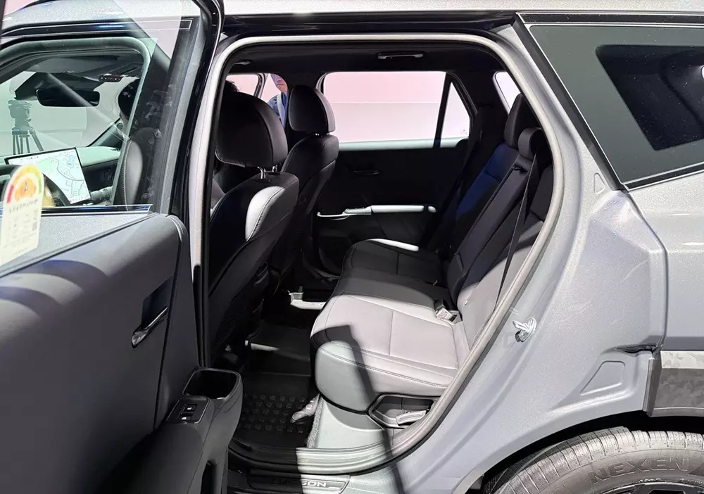 hyundai-tucson-2027-15-6c87 Hàng ghế sau khá rộng rãi của Hyundai Tucson 2027