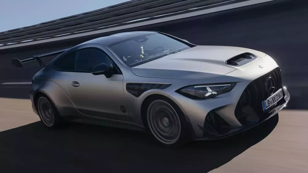 mercedes-amg-cle-646-spezialanfertigung-6-937f Vén màn xe đua đường phố Mercedes-AMG CLE 646 Spezialanfertigung với máy V8 mạnh mẽ - Ảnh 3.