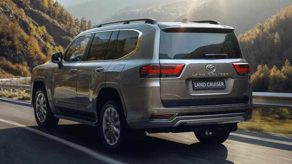 toyota-land-cruiser-300-2027-2583 Toyota Land Cruiser 300 2027 vẫn có tùy chọn máy dầu