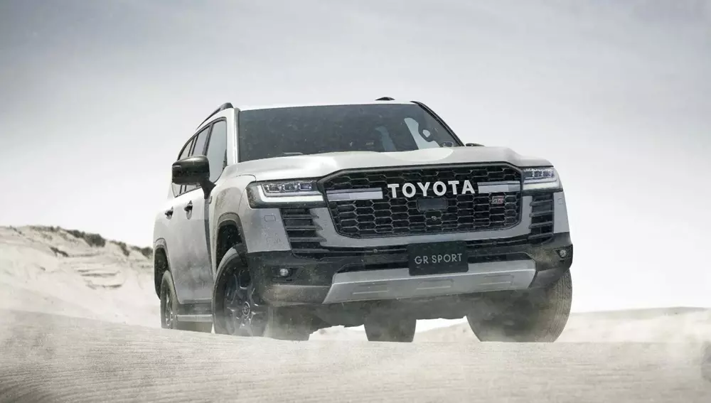 toyota-land-cruiser-300-series-2027-7-0bfc Toyota Land Cruiser 300 Series 2027 từ bỏ động cơ xăng, bổ sung bộ bodykit Modellista bắt mắt - Ảnh 6.