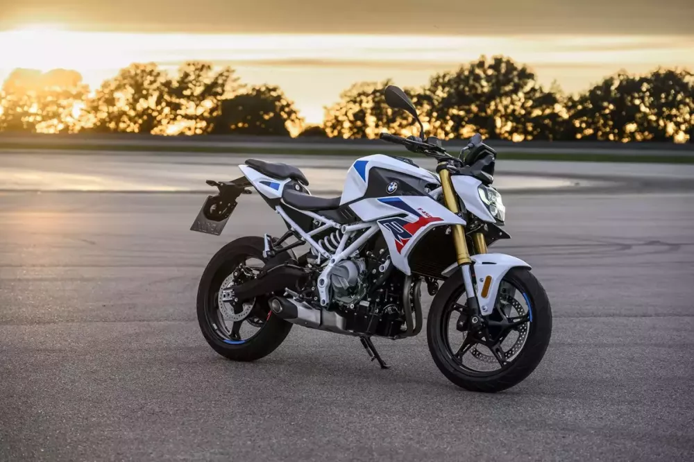 Vén màn BMW F 450 R - xe naked bike thể thao dành cho đường phố mới - Ảnh 1.