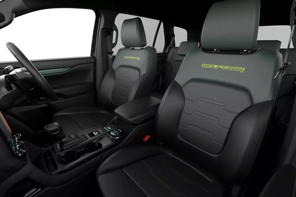 ford-everest-wolftrak-2027-2-bbf5 Ford Everest 2027 có thêm phiên bản Wolftrak mới, thay thế Wildtrak - Ảnh 4.