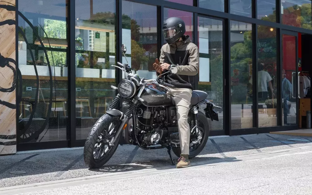 Mô tô phân khối lớn Honda GB350S lần đầu ra mắt tại thị trường Việt Nam, giá 135 triệu đồng - Ảnh 2.
