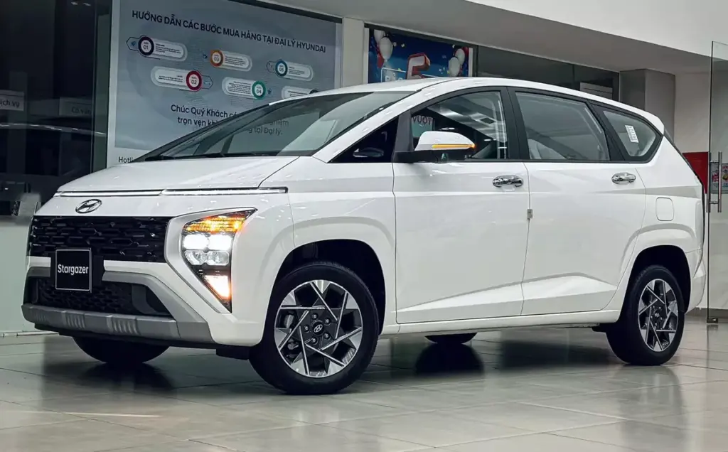 Hyundai Stargazer được giảm giá xuống chỉ còn từ 427 triệu đồng tại đại lý